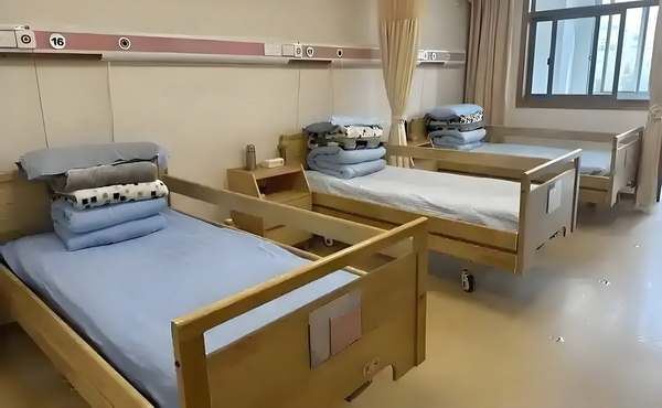 应届生深圳户口有什么条件_董璇婚后情况曝光！不愿丈夫和女儿住一起，与其分居，倪萍很担忧 “你退休为了我的就是金